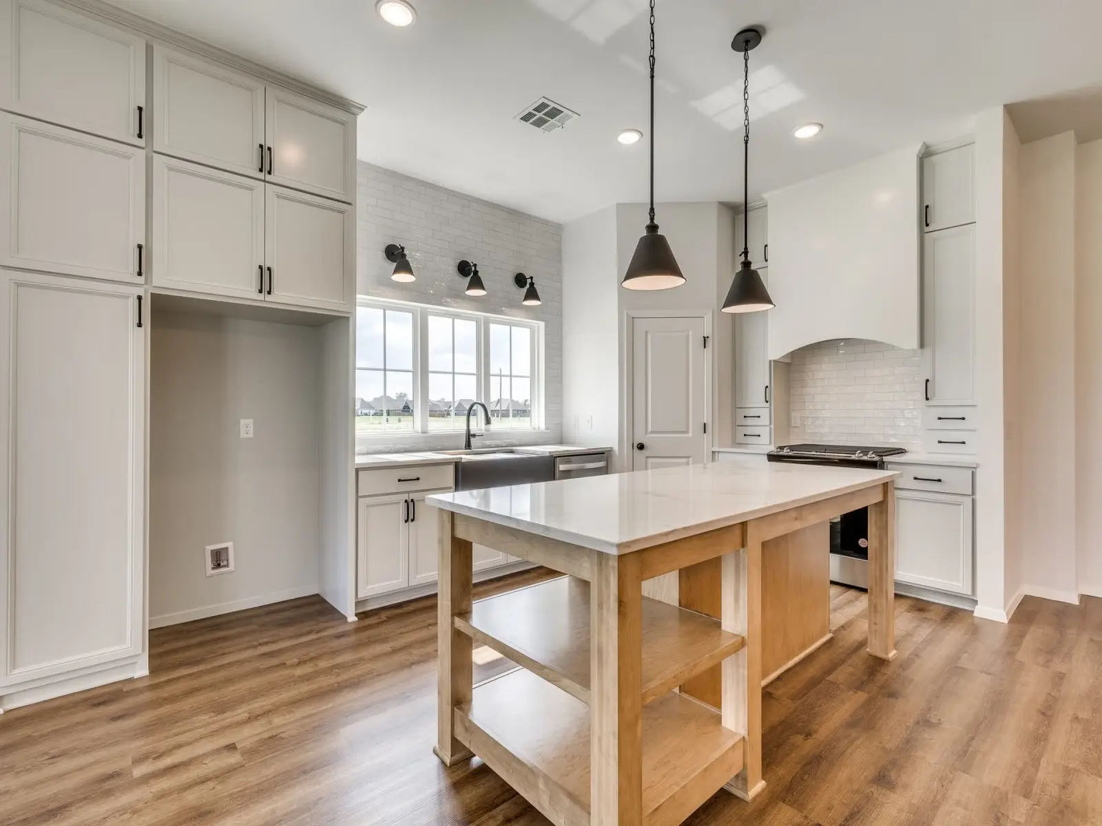 Legacy Living Tulsa rental kitchen with open concept